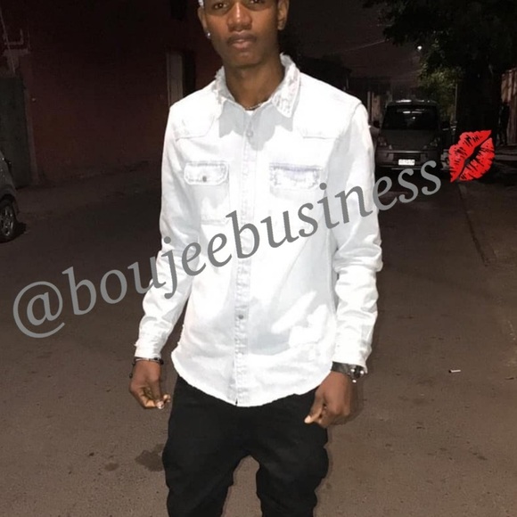 ZARA MAN BNWT Ripped Denim Jacket - Picture 3 of 8